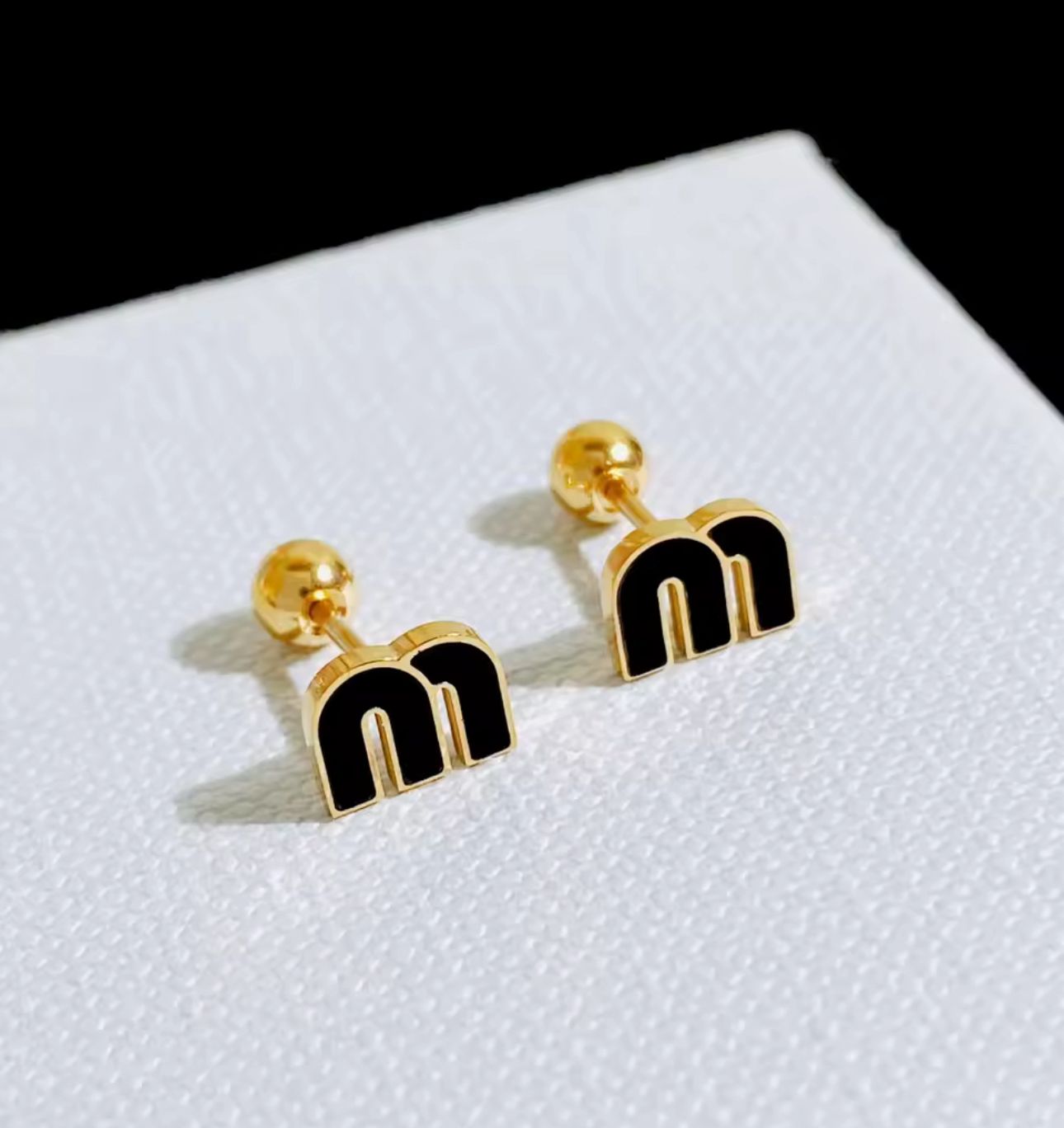 MU oorbellen
